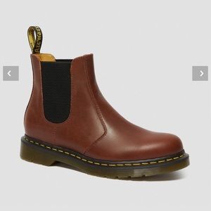 Dr. Martens 2976 CLASSICO LEATHER CHELSEA BOOTS